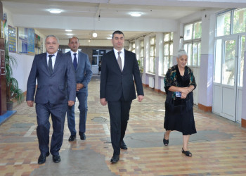 M.Ə.Rəsulzadə adına şəhər 2 nömrəli məktəbdə Son zəng tədbiri keçirilib.