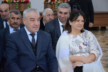 Gənclər evi"ndə Ailə, Qadın və Uşaq Problemləri üzrə Dövlət Komitəsi tərəfindən Bələdiyyələrdə yaradılmış Gender komissiyalarının fəaliyyətinin təkmilləşdirilməsi məqsədilə rayonun bələdiyyə üzvlərinə təlim keçirilmişdir.