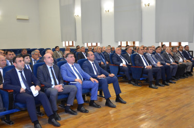 “Şəhərsalma və Memarlıq İli” çərçivəsində Kürdəmirdə “Ümumdünya Məskunlaşma Günü” və “Ümumdünya Şəhərlər Günü” ilə bağlı tədbir keçirilmişdir.