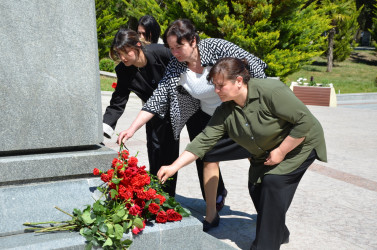 Kürdəmirdə Ümummilli Lider Heydər Əliyevin anadan olmasının 103 illiyi qeyd olunub.