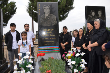 İcra başçısı şəhid Ramil Quliyevin anım tədbirində iştirak edib.