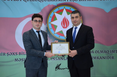 Kürdəmir ASAN Xidmət Mərkəzində 23 iyun - Dövlət Qulluqçularının peşə bayramı günü qeyd olunub