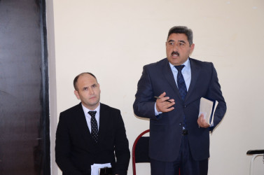 Oktyabrın 23-də Kürdəmir Rayon İcra Hakimiyyətinin başçısı Elxan İbrahimov növbəti səyyar qəbulunu Xınıslı kənd sakinləri ilə keçirib.