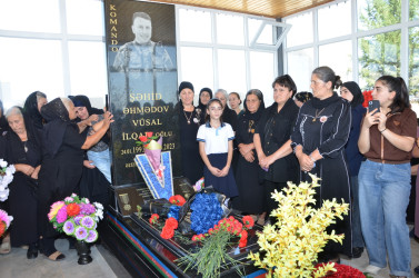 İcra başçısı şəhid Vüsal Əhmədovun anım tədbirində iştirak edib.