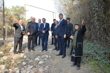 Carlı kəndində sakinlər ilə səyyar qəbul keçirilib