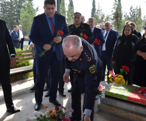 İcra başçısı şəhid Fərid Məmmədovun anım tədbirində iştirak edib.