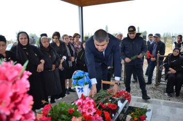 İcra başçısı şəhid Pərviz Novruzovun anım tədbirində iştirak edib.