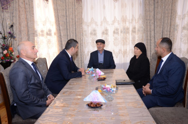 Qarasu kəndində sakinlər ilə səyyar qəbul keçirilib