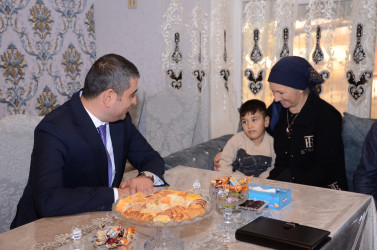 Qarasu kəndində sakinlər ilə səyyar qəbul keçirilib