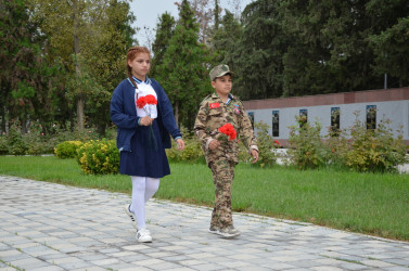 İcra başçısı şəhid Adəm Əliyevin anım tədbirində iştirak edib.