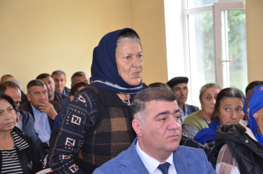 Oktyabrın 22-də Carlı kənd sakinləri ilə səyyar qəbul keçirilib.