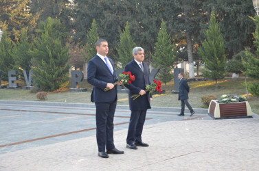 Kürdəmirdə Əmək və əhalinin sosial müdafiəsi naziri Anar Əliyev vətəndaşların qəbulunu keçirib.