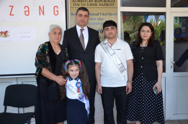 M.Ə.Rəsulzadə adına şəhər 2 nömrəli məktəbdə Son zəng tədbiri keçirilib.