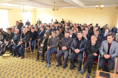 Carlı kəndində sakinlər ilə səyyar qəbul keçirilib