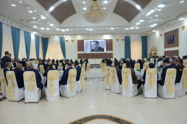 Ümummilli lider Heydər Əliyevin əziz xatirəsi ehtiramla yad edilib