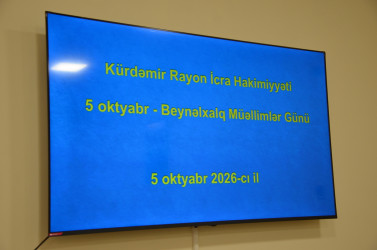 Kürdəmirdə Beynəlxalq Müəllimlər Günü münasibətilə gənc nəslin təlim-tərbiyəsinə töhfə vermiş müəllimlərlə Kürdəmir Rayon İcra Hakimiyyətinin başçısı Elşən Həsənli görüş keçirib.