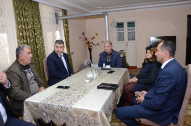 Garıs Əyribənd kənd sakinləri ilə növbəti səyyar qəbul keçirilib