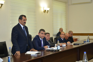Kürdəmir Rayon İcra Hakimiyyətinin başçısı Elşən Həsənli Sahibkarlarla görüş keçirib.