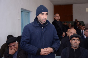 Qarabucaq qəsəbə sakinləri ilə növbəti səyyar qəbul keçirilib