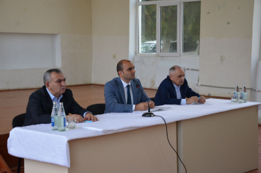 Muradxan kənd sakinləri ilə səyyar qəbul keçirilib.