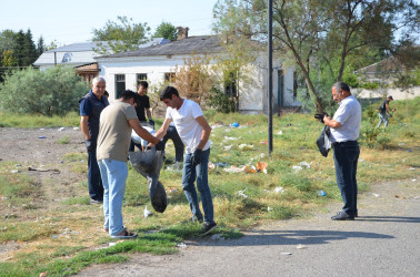 Ekologiya və Təbii Sərvətlər Nazirliyinin və Kürdəmir Rayon İcra Hakimiyyətinin təşkilatçılığı ilə rayonda növbəti təmizlik aksiyası keçirilib.