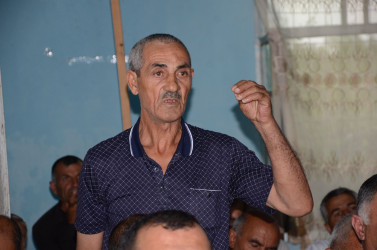 İsmayıllı kənd sakinləri ilə növbəti səyyar qəbul keçirilib.