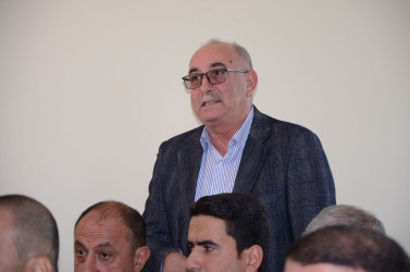 Oktyabrın 23-də Kürdəmir Rayon İcra Hakimiyyətinin başçısı Elxan İbrahimov növbəti səyyar qəbulunu Xınıslı kənd sakinləri ilə keçirib.
