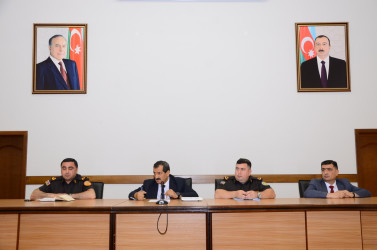 Kürdəmir Rayon İcra Hakimiyyətində yanğın təhlükəsizliyi ilə bağlı tədbir keçirilib.