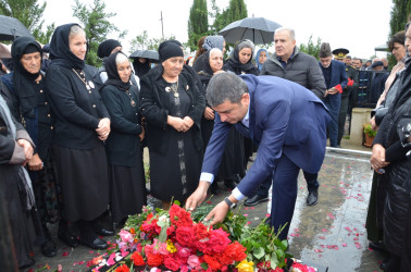 İcra başçısı şəhid Tural Eyyubovun anım tədbirində iştirak edib.