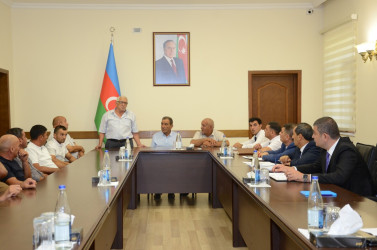 Kürdəmir rayonunda pambıq istehsalçıları ilə görüş keçirilib.