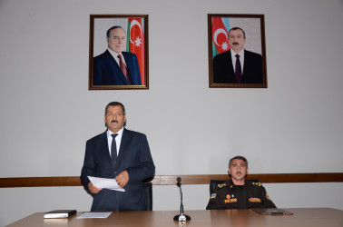Kürdəmirdə meşə və meşə zolaqlarının yanğın təhlükəsizliyinin təmin olunması, həmçinin dənli və texniki bitkilərin yığılması, daşınması və emalı dövründə yanğın təhlükəsizliyinin təmin olunması istiqamətində maarifləndirici tədbir keçirilib.