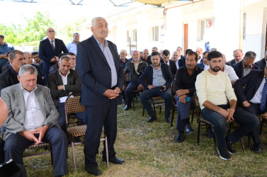 Mayın 14-də Axtaçı kənd sakinləri ilə səyyar qəbul keçirilib.