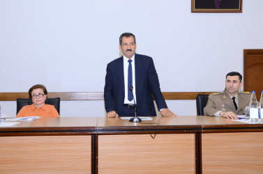 Əhalinin fövqəladə hallara qarşı hazırlığının və məlumatlılıq səviyyəsinin artırılması sahəsində birgə fəaliyyətin rolu” mövzusunda müşavirə keçirilib.