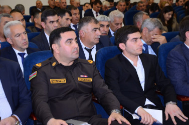 Əhalinin fövqəladə hallara qarşı hazırlığının və məlumatlılıq səviyyəsinin artırılması sahəsində birgə fəaliyyətin rolu” mövzusunda müşavirə keçirilib.