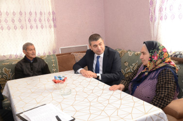 Topalhəsənli kənd sakinləri ilə növbəti səyyar qəbul keçirilib