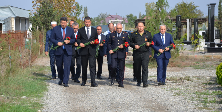 İcra başçısı şəhid Fərid Məmmədovun anım tədbirində iştirak edib.