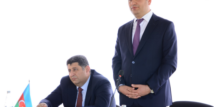 Mayın 14-də Axtaçı kənd sakinləri ilə səyyar qəbul keçirilib.