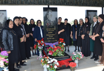 İcra başçısı şəhid Fərid Məmmədovun anım tədbirində iştirak edib.