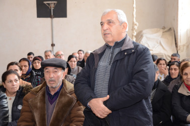 Topalhəsənli kənd sakinləri ilə növbəti səyyar qəbul keçirilib