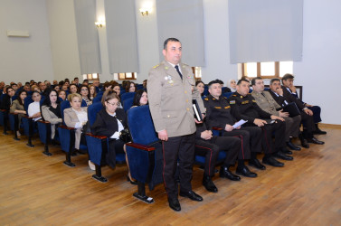 Əhalinin fövqəladə hallara qarşı hazırlığının və məlumatlılıq səviyyəsinin artırılması sahəsində birgə fəaliyyətin rolu” mövzusunda müşavirə keçirilib.
