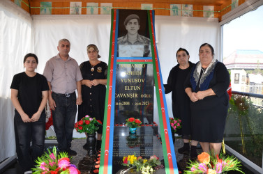 İcra başçısı şəhid Eltun Yunusovun anım tədbirində iştirak edib.