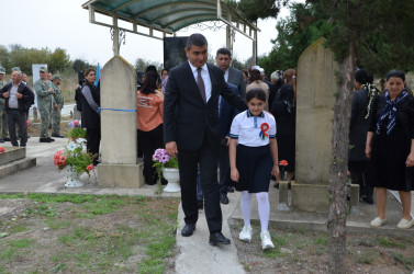 İcra başçısı şəhid Məlik Zülfüqarovun anım tədbirində iştirak edib.