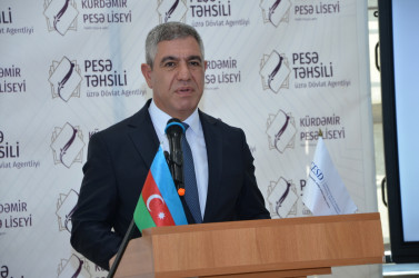 Kürdəmirdə “Şəhərsalma və memarlıq İli” çərçivəsində “Böyük Qayıdışın asanlaşdırılması: doğma yurdlarına qayıdan məcburi köçkünlərin məşğulluq perspektivlərinin və biznes imkanlarının artırılması” layihəsinin ikinci mərhələsinin yekun bağlanış mərasimi keçirilib.