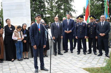 Kürdəmirdə 44 günlük Vətən müharibəsi şəhidlərinin xatirəsinə həsr olunmuş Anım Günü tədbiri keçirilib.