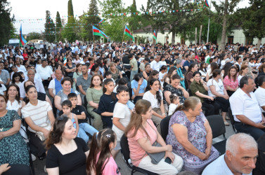 15 İyun – Milli Qurtuluş Günü münasibətiləümumrayon konsert proqramı təşkil olunub.