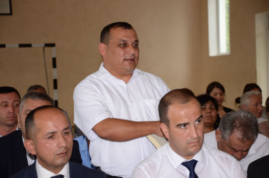 Yenikənd kənd sakinləri ilə növbəti səyyar qəbul keçirilib
