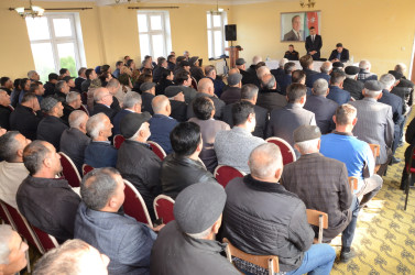 Carlı kəndində sakinlər ilə səyyar qəbul keçirilib