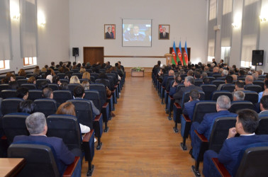 Kürdəmirdə Ümummilli Lider Heydər Əliyevin anadan olmasının 103 illiyi qeyd olunub.