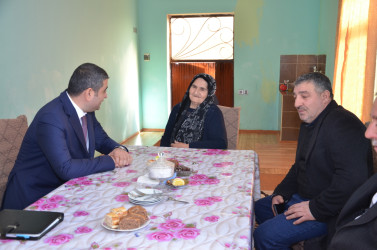 Mollakənd kəndində sakinlər ilə səyyar qəbul keçirilib