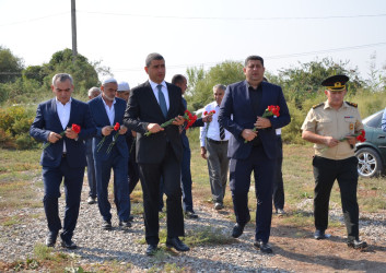 İcra başçısı şəhid Eltun Yunusovun anım tədbirində iştirak edib.